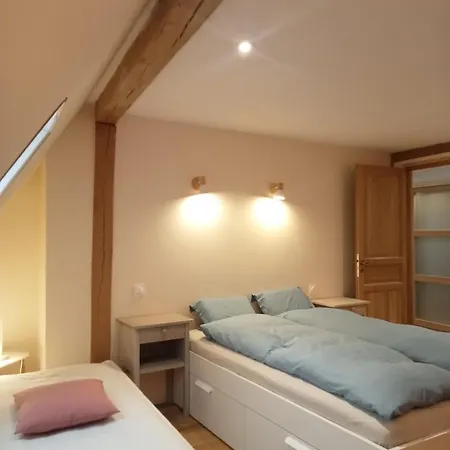 Grande Maison Conviviale Dans Le Centre Historique * Mur-de-Barrez