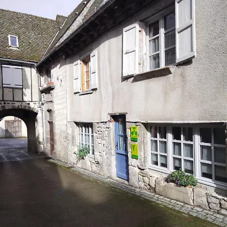 Grande Maison Conviviale Dans Le Centre Historique Casa vacanze Mur-de-Barrez